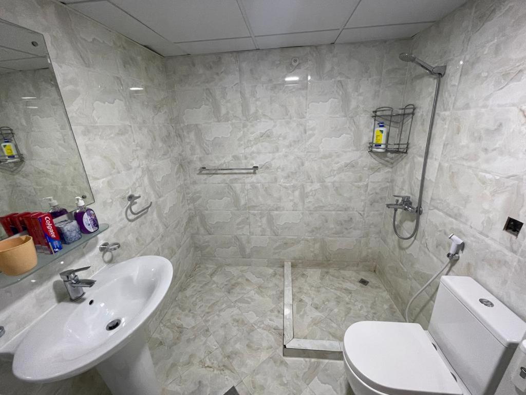 Apartment Private Cozy Furnished No 14 Khalidiya Park Uae Abu Dhabi